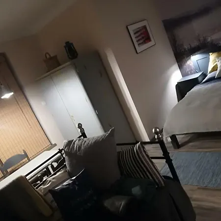 Postalada Vendeghaz Salfold