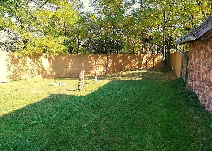 Postalada Vendeghaz Apartment Salfold